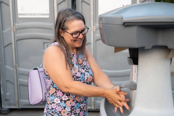 Best Best portable toilet rental  in Mont Belvieu, TX