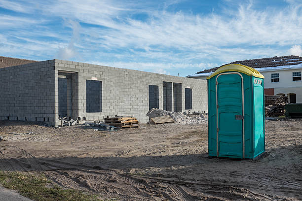 Portable Toilet Options We Offer in Mont Belvieu, TX